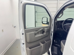 Used 2019  Chevrolet Express Van 2500 Van at NEXCAR near Spring&comma; TX