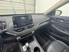 Used 2020  Nissan Altima 4d Sedan FWD 2&period;5L SR at NEXCAR near Spring&comma; TX