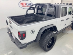Used 2021  Jeep Gladiator Sport S 4x4 at NEXCAR near Spring&comma; TX