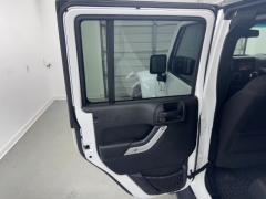 Used 2017  Jeep Wrangler Unlimited 4d Convertible Sahara at NEXCAR near Spring&comma; TX