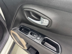 Used 2017  Jeep Renegade 4d SUV FWD Latitude at NEXCAR near Spring, TX