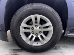 Used 2019  Chevrolet Suburban 4d SUV 4WD LT at NEXCAR near Spring&comma; TX