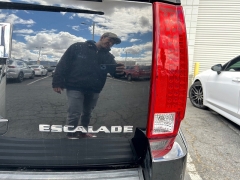 Used 2013  Cadillac Escalade ESV 4d SUV RWD Platinum at Camacho Mitsubishi near Palmdale&comma; CA