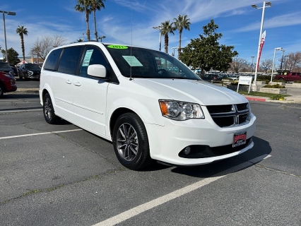 Used 2017 Dodge Grand Caravan 4d Wagon SXT at Camacho Mitsubishi near Palmdale, CA