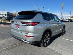 Used 2025  Mitsubishi Outlander SE FWD at Camacho Mitsubishi near Palmdale&comma; CA