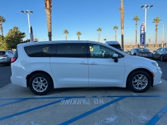 Used 2023  Chrysler Pacifica Touring L FWD at Camacho Mitsubishi near Palmdale&comma; CA