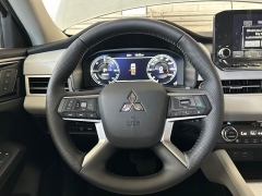 New 2025 Mitsubishi Outlander Plug-In Hybrid SEL S-AWC at Camacho Mitsubishi near Palmdale, CA