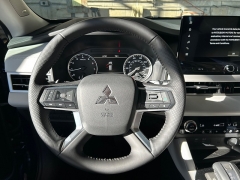 New 2025  Mitsubishi Outlander SE FWD at Camacho Mitsubishi near Palmdale, CA