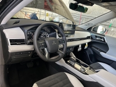 New 2026  Mitsubishi Outlander SE FWD at Camacho Mitsubishi near Palmdale&comma; CA