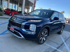 New 2026  Mitsubishi Outlander SE FWD w&sol;Tech Pkg at Camacho Mitsubishi near Palmdale&comma; CA