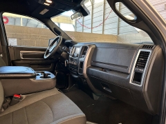 Used 2024  Ram 1500 Classic 2WD Warlock Crew Cab 5'7" Box at Camacho Mitsubishi near Palmdale&comma; CA