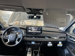 New 2026  Mitsubishi Outlander SE FWD at Camacho Mitsubishi near Palmdale&comma; CA