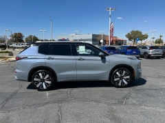 Used 2025  Mitsubishi Outlander SEL FWD at Camacho Mitsubishi near Palmdale&comma; CA