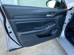 Used 2024  Nissan Altima 2&period;5 SV Sedan at Camacho Mitsubishi near Palmdale&comma; CA