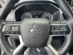 Used 2025  Mitsubishi Outlander SE FWD at Camacho Mitsubishi near Palmdale&comma; CA