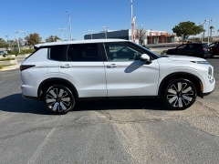 New 2025  Mitsubishi Outlander SE FWD at Camacho Mitsubishi near Palmdale, CA