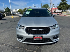 Used 2023  Chrysler Pacifica Touring L FWD at Camacho Mitsubishi near Palmdale&comma; CA