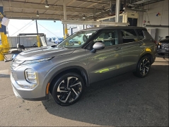 Used 2024  Mitsubishi Outlander SE FWD at Camacho Mitsubishi near Palmdale&comma; CA