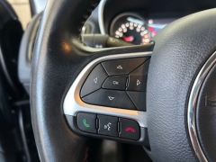 Used 2020 Jeep Compass 4d SUV FWD Latitude Altitude at Camacho Mitsubishi near Palmdale, CA