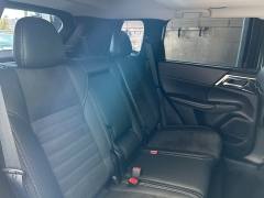 Used 2023  Mitsubishi Outlander Plug-In Hybrid SE S-AWC at Camacho Mitsubishi near Palmdale, CA