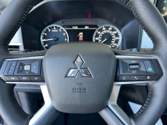 New 2026  Mitsubishi Outlander SE FWD at Camacho Mitsubishi near Palmdale&comma; CA