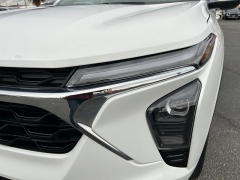 Used 2025  Chevrolet Trax FWD 4dr LT at Camacho Mitsubishi near Palmdale&comma; CA