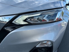 Used 2020  Nissan Altima 4d Sedan FWD 2.5L Platinum at Camacho Mitsubishi near Palmdale, CA