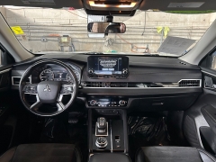 Used 2024  Mitsubishi Outlander SE S-AWC at Camacho Mitsubishi near Palmdale&comma; CA