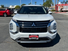 New 2026  Mitsubishi Outlander SE FWD at Camacho Mitsubishi near Palmdale&comma; CA