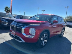 New 2025  Mitsubishi Outlander SE FWD at Camacho Mitsubishi near Palmdale&comma; CA