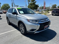  2018 Mitsubishi Outlander 4d SUV FWD ES at Camacho Mitsubishi near Palmdale&comma; CA