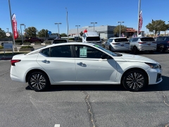 Used 2025  Nissan Altima SV FWD at Camacho Mitsubishi near Palmdale&comma; CA