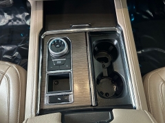 Used 2024  Ford Expedition Limited 4x2 at Camacho Mitsubishi near Palmdale&comma; CA