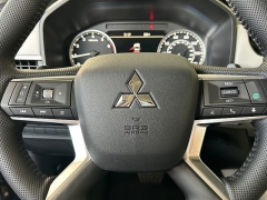 New 2026  Mitsubishi Outlander SE FWD at Camacho Mitsubishi near Palmdale&comma; CA