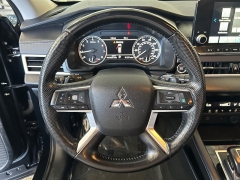 Used 2024  Mitsubishi Outlander SE FWD at Camacho Mitsubishi near Palmdale&comma; CA
