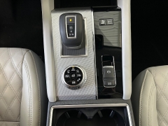 New 2025 Mitsubishi Outlander Plug-In Hybrid SEL S-AWC at Camacho Mitsubishi near Palmdale, CA