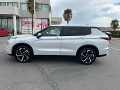 Used 2024  Mitsubishi Outlander SE S-AWC at Camacho Mitsubishi near Palmdale&comma; CA