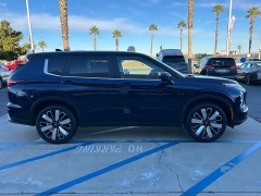 New 2026  Mitsubishi Outlander SE FWD w&sol;Tech Pkg at Camacho Mitsubishi near Palmdale&comma; CA