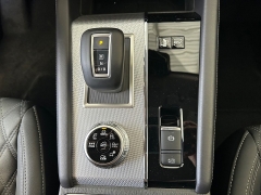 New 2025 Mitsubishi Outlander Plug-In Hybrid SEL S-AWC at Camacho Mitsubishi near Palmdale, CA