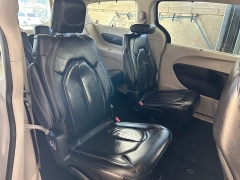 Used 2022  Chrysler Pacifica Touring L FWD at Camacho Mitsubishi near Palmdale&comma; CA