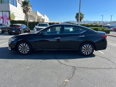 Used 2024  Nissan Altima 2&period;5 SV Sedan at Camacho Mitsubishi near Palmdale&comma; CA