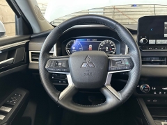 Used 2023  Mitsubishi Outlander Plug-In Hybrid SE S-AWC at Camacho Mitsubishi near Palmdale, CA