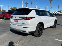 New 2025  Mitsubishi Outlander Plug-In Hybrid SE S-AWC at Camacho Mitsubishi near Palmdale, CA