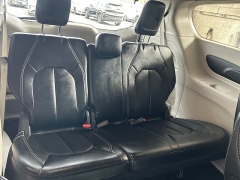 Used 2024  Chrysler Pacifica Touring L FWD at Camacho Mitsubishi near Palmdale&comma; CA