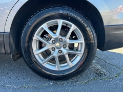 Used 2023  Chevrolet Equinox FWD 4dr LT w&sol;1LT at Camacho Mitsubishi near Palmdale&comma; CA