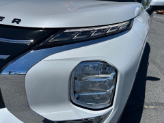 New 2026  Mitsubishi Outlander SE FWD at Camacho Mitsubishi near Palmdale&comma; CA