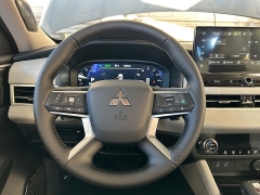 New 2026  Mitsubishi Outlander SE FWD at Camacho Mitsubishi near Palmdale&comma; CA