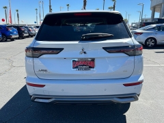 New 2026  Mitsubishi Outlander SE FWD at Camacho Mitsubishi near Palmdale&comma; CA