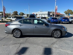 Used 2024  Nissan Altima 2&period;5 SV Sedan at Camacho Mitsubishi near Palmdale&comma; CA