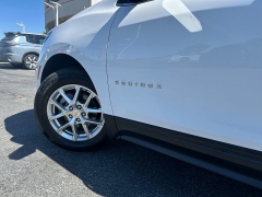 Used 2024  Chevrolet Equinox AWD 4dr LT w&sol;1LT at Camacho Mitsubishi near Palmdale&comma; CA